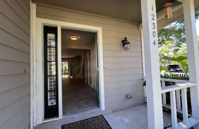 12304 Shady Spring Way