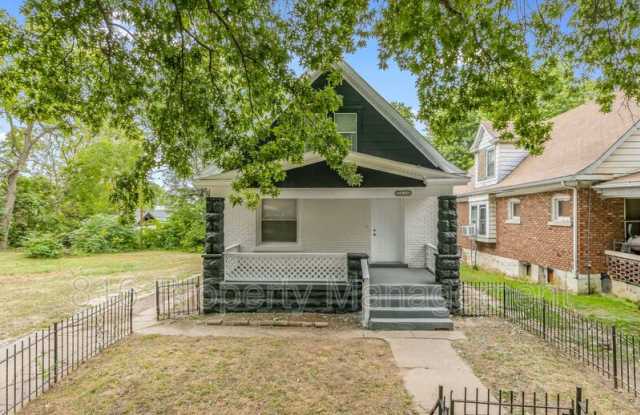 2630 Askew Ave