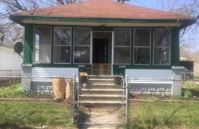 217 N Lincoln Street