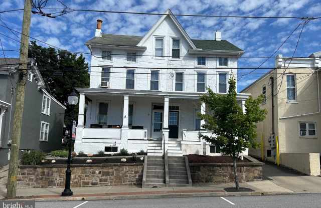 431 MAIN Street