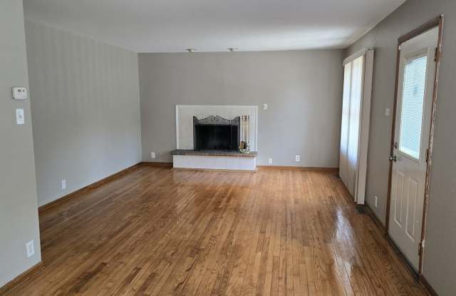 22426 CHAPPEL Avenue