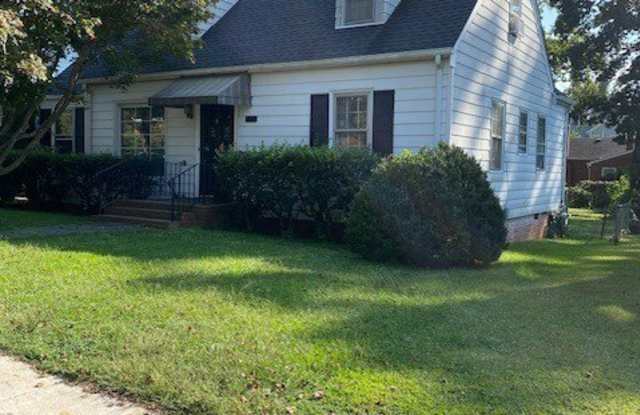 6213 Patterson Avenue