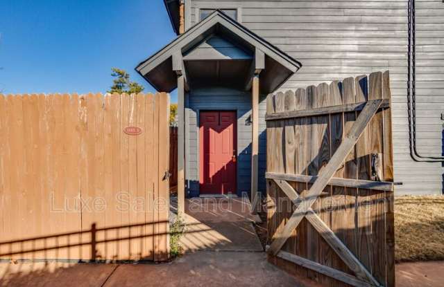 14415 N Pennsylvania Ave