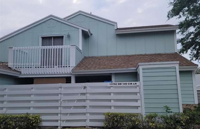 13792 SW 149th Cir Ln