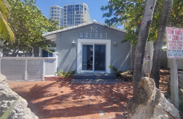 315 Walnut St - 315 Walnut Street, Hollywood, FL 33019