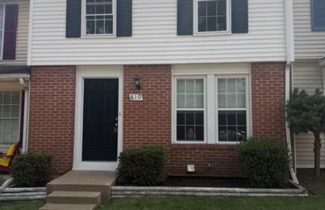 810 Wide Oak Ct