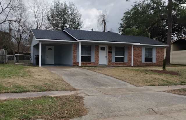 SINGLE FAMILY BRICK HOME IN SOUTH BOSSIER