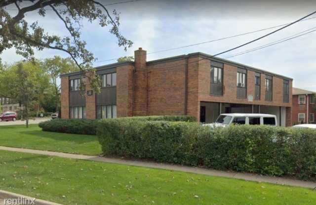 1000 Waukegan Rd