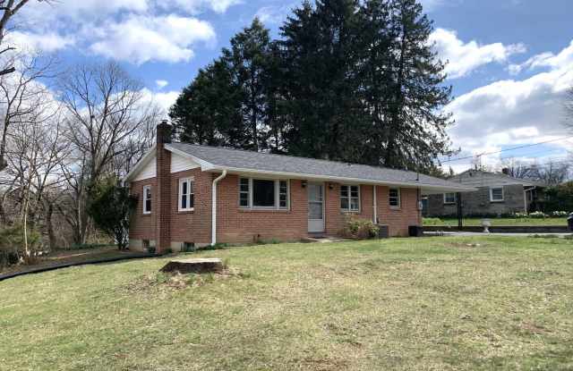 NEW RENT REDUCTION! Charming 3-Bedroom, 1-Bath Single-Family Home