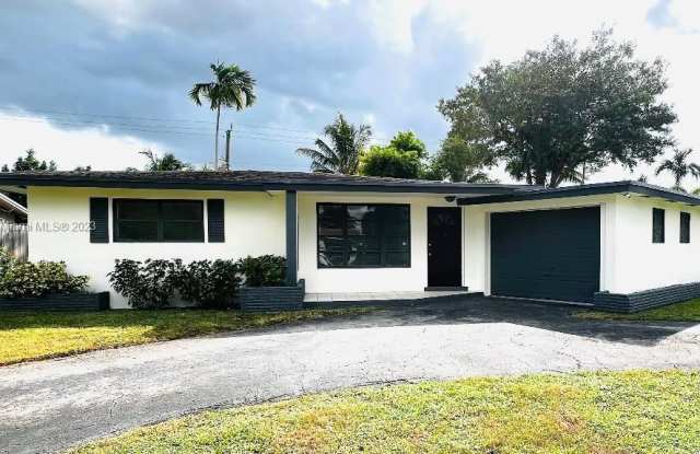 3904 Grant St - 3904 Grant Street, Hollywood, FL 33021