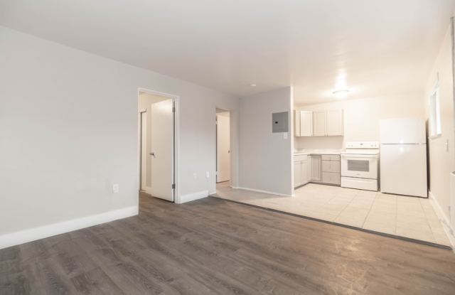 8751 East 14th Avenue