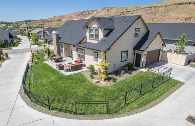 2636 South Honeycomb Way - 2636 South Honeycomb Way, Boise, ID 83716