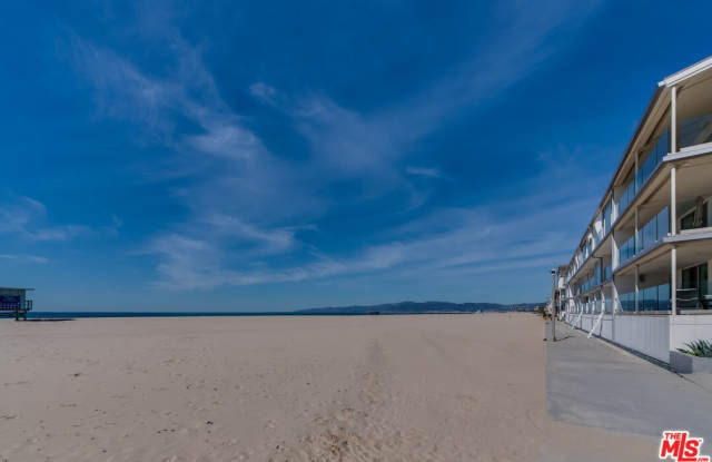 4009 Ocean Front Walk