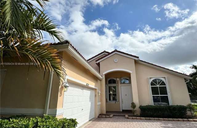 2591 SW 190th Ave - 2591 Southwest 190th Avenue, Miramar, FL 33029