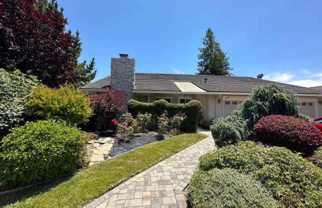 3220 Vera Cruz Drive