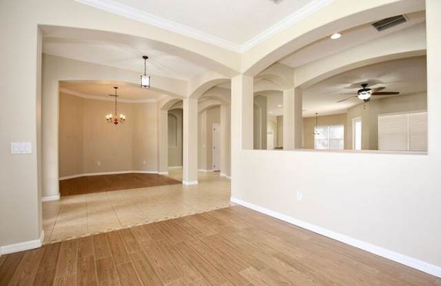 4932 Indian Deer Road