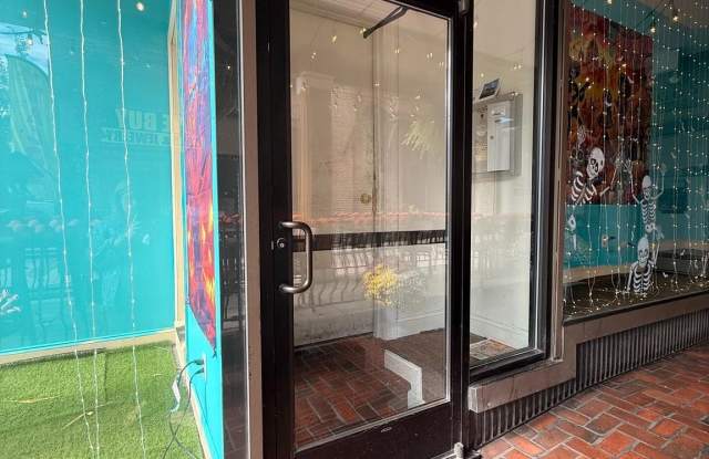 235 E HIGH Street unit: 3A