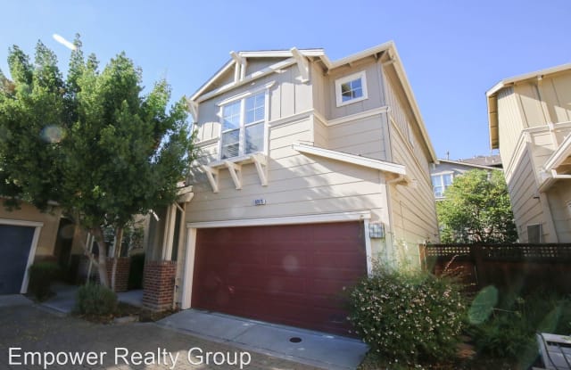 10975 Moonlight Ct. - 10975 Moonlight Court, Oakland, CA 94603