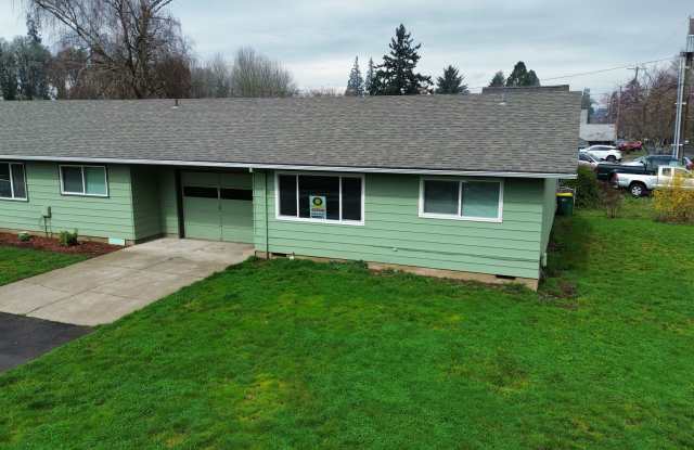 2 bedroom 1 bath duplex