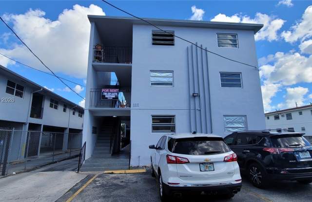 111 SW 18th Ave