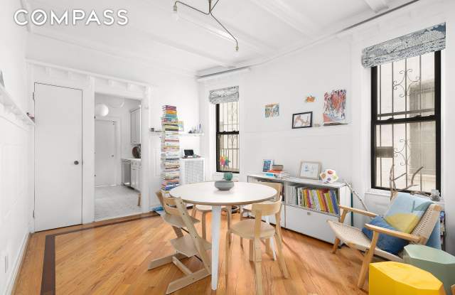 226 Saint James Place