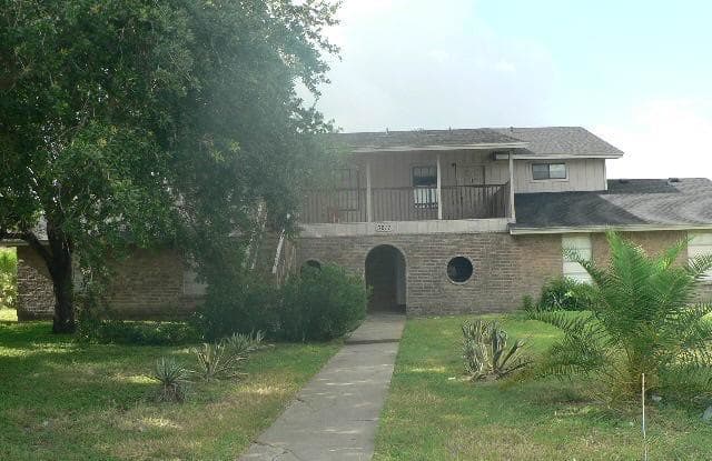 3617 Crestbrook Ct - 3617 Crestbrook Ct, Corpus Christi, TX 78415