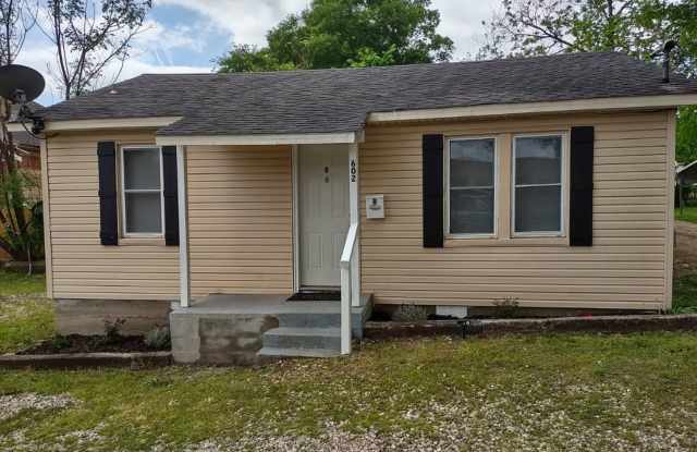 602 Rector