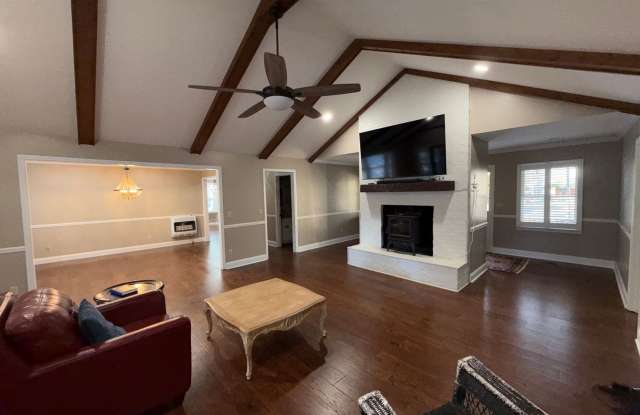 HOME FOR RENT IN ARAB, ALABAMA!