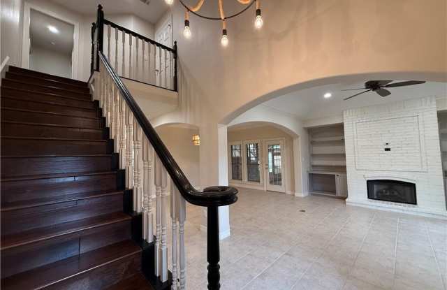 5009 Fairfield Court