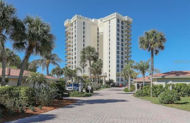 2525 GULF OF MEXICO DRIVE