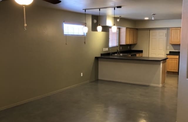 710 North Dodge Boulevard