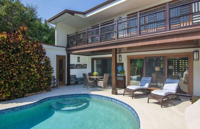 Photo of 1465 Corona Lane