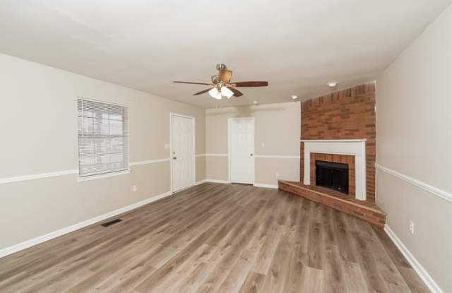 8405 Lanewood Circle