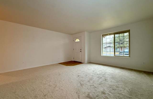 Photo of SCHEDULE A TOUR TO VIEW THIS LOVELY HOME IN REDMOND!!