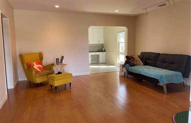 1024 N Keystone Street