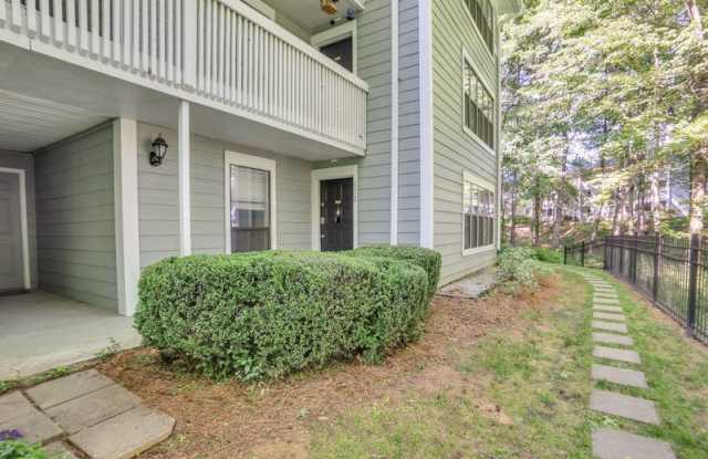 610 Summit North Dr NE