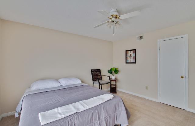 105 Chamale Cove West