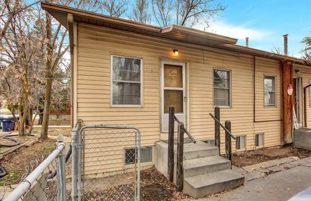 467 W Harrisville Rd#1