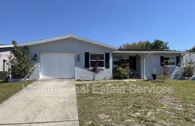 742 Barbara St