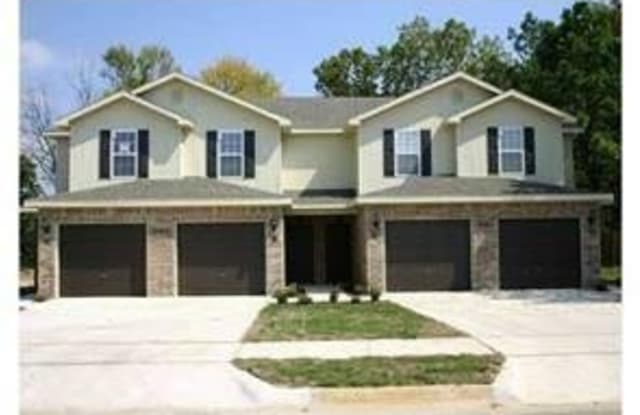 2005 Azlin  PL Unit #D - 2005 Azlin Place, Siloam Springs, AR 72761