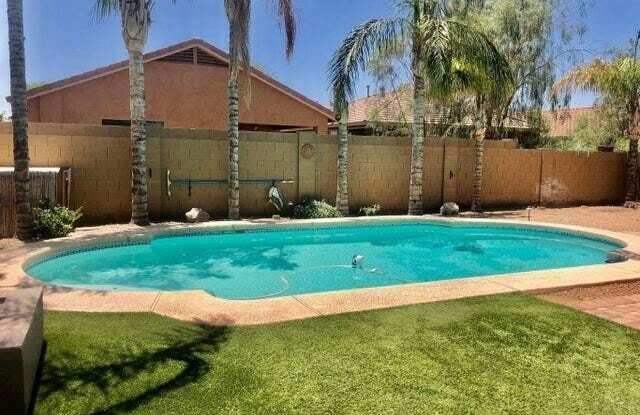 2365 W JASPER BUTTE Drive