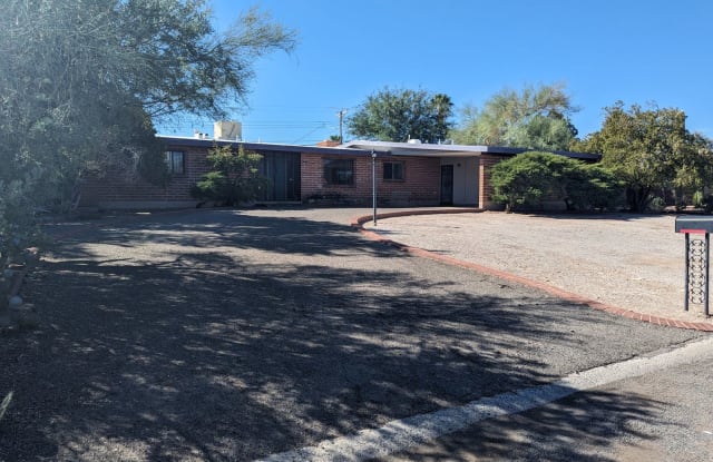 5714 E 9th Street - 5714 East 9th Street, Tucson, AZ 85711