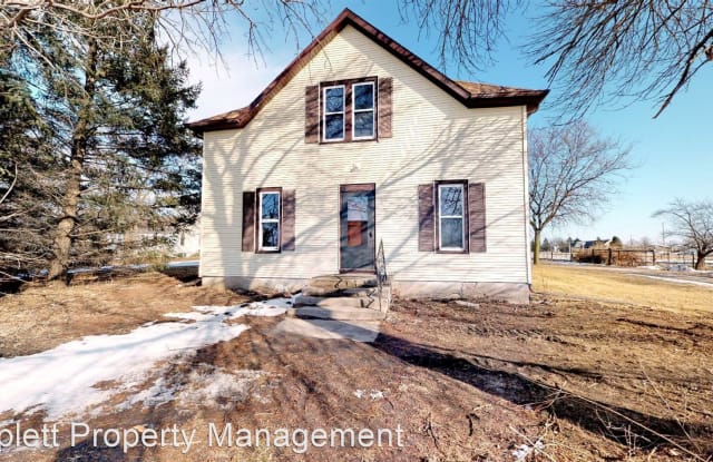 896 P Ave - 896 P Avenue, Boone County, IA 50036