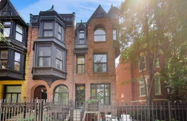 45 E Division Street