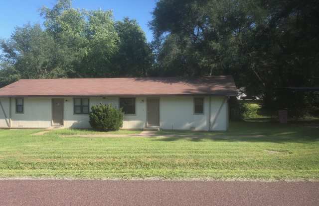 1166 S. Glenn Ave. Apt A