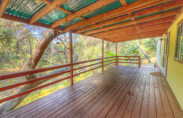 Photo of 300 S Topanga Canyon Blvd