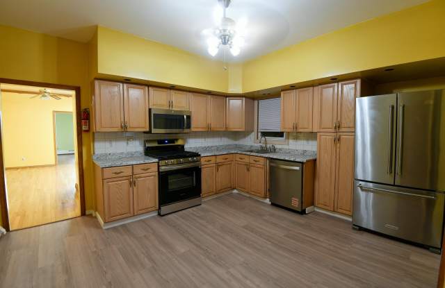 Photo of 53 EAST 21ST ST