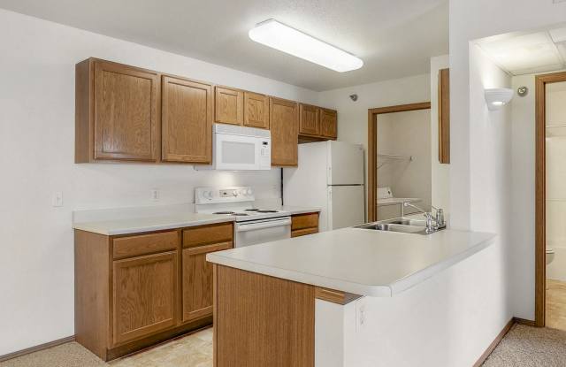 Platinum Valley Apartments