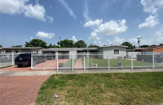 971 W 64th St - 971 W 64th St, Hialeah, FL 33012