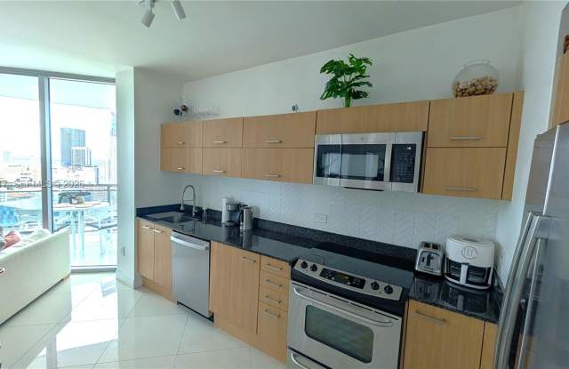 350 South Miami Avenue